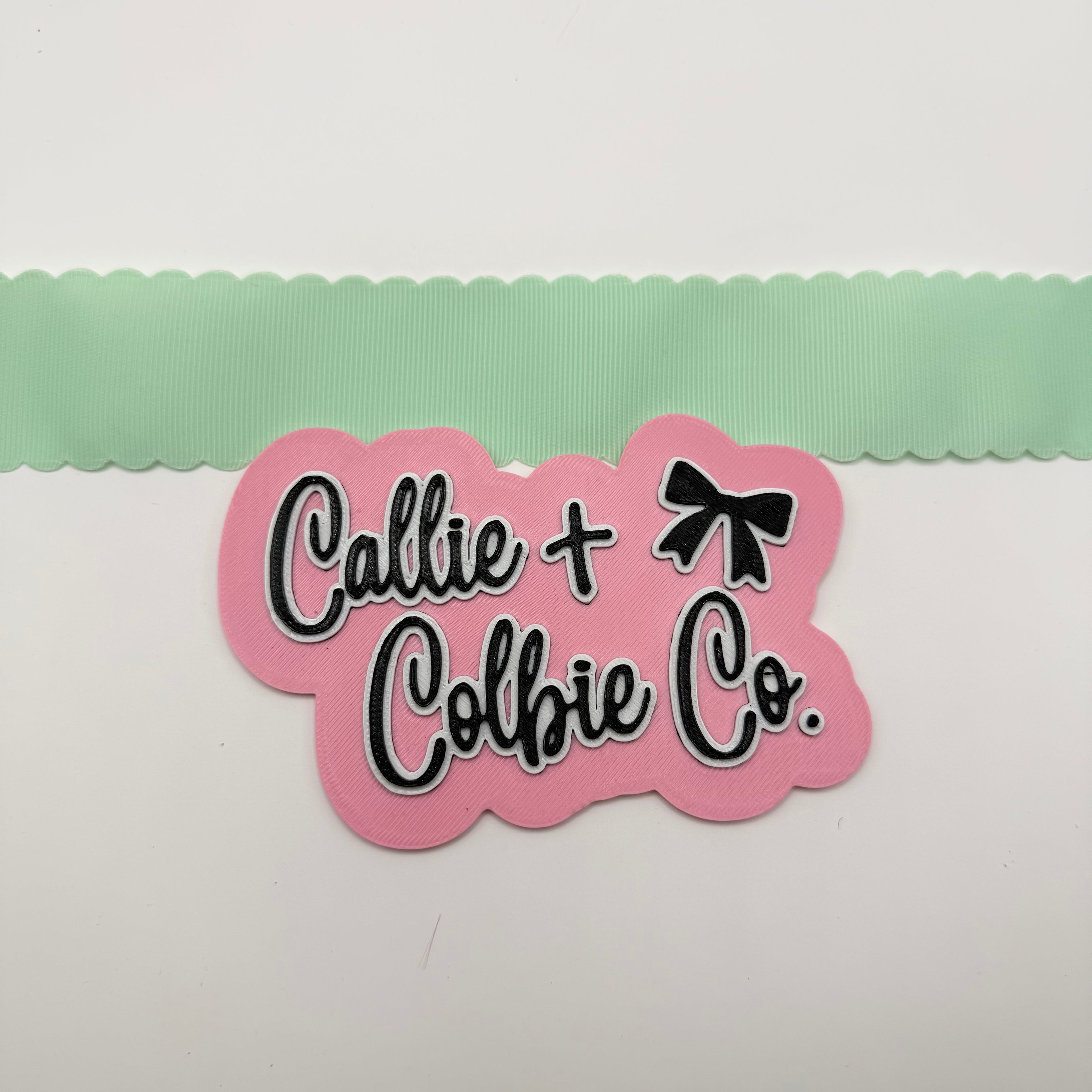 1.5 inch Wavy Edge- Pastel Green