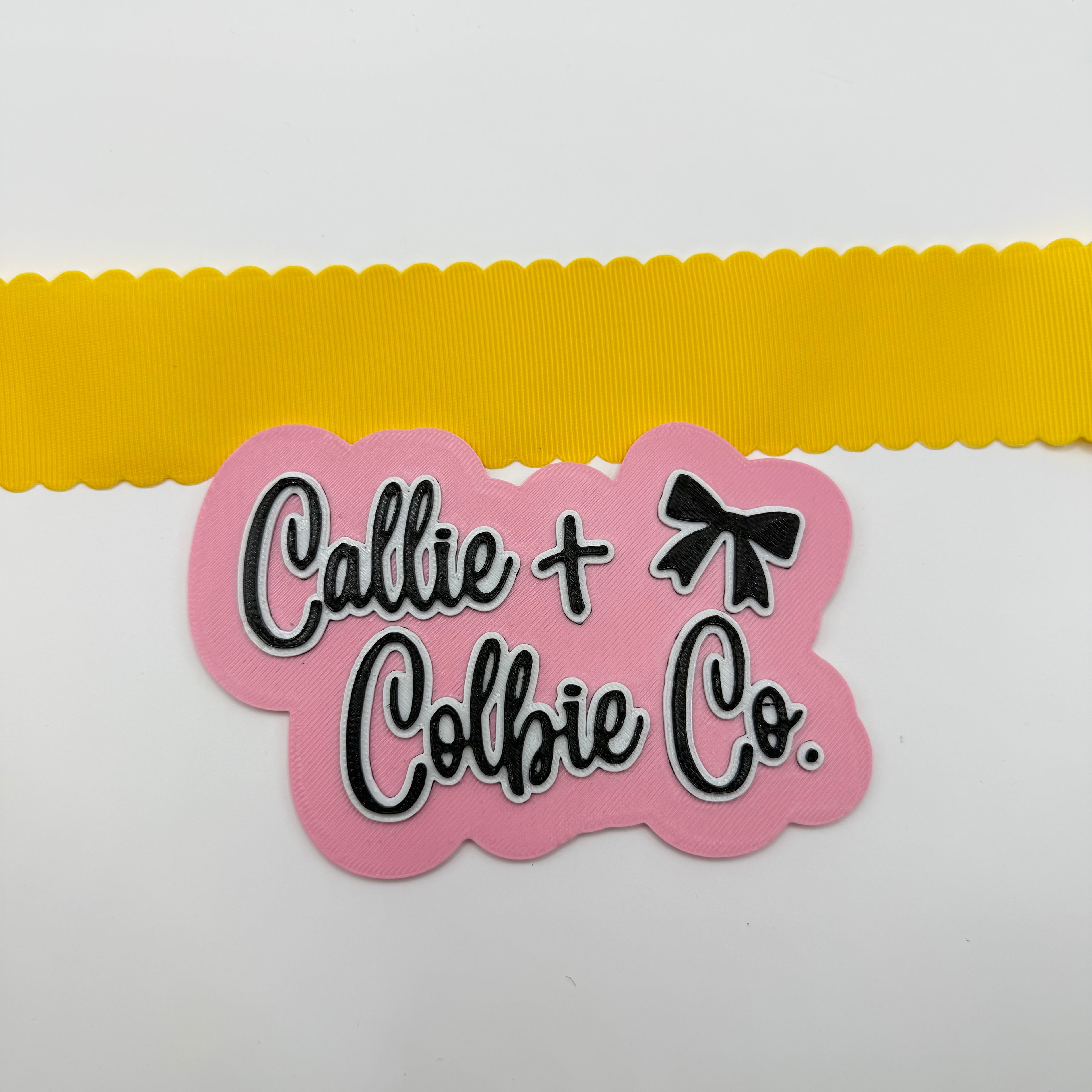 1.5 inch Wavy Edge- Yellow